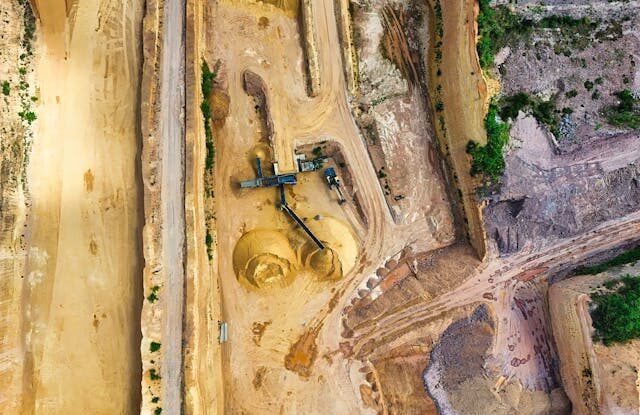 Mining_1.jpg