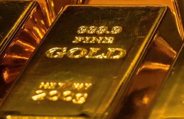 gold_bars_unsplash_1.jpg