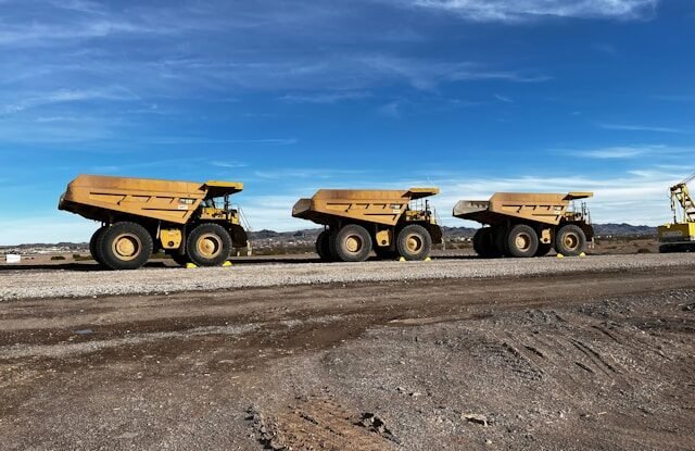 Mining_Trucks_2.jpg Mining_Trucks_2.jpg
