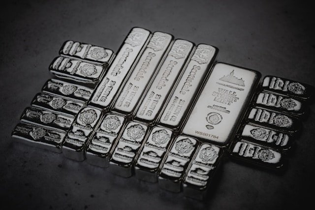 Scottsdale_mint_silver2_1.jpg Scottsdale_mint_silver2_1.jpg
