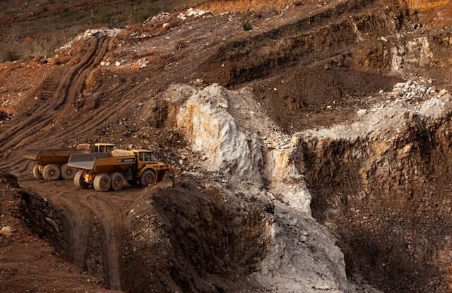 miningwatch-portugal-YG0qc-e6hgg-unsplash_5_1.jpg miningwatch-portugal-YG0qc-e6hgg-unsplash_5_1.jpg